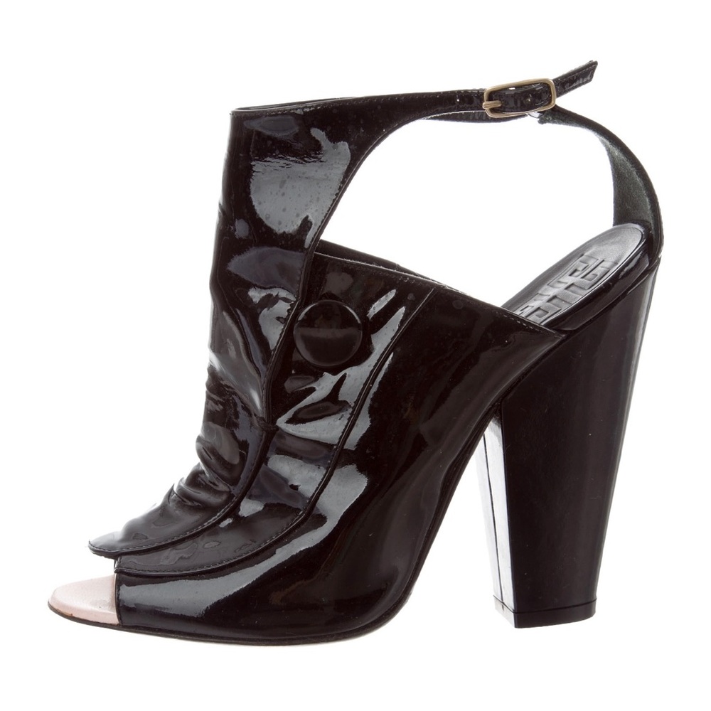 Givenchy Patent leather sandals
